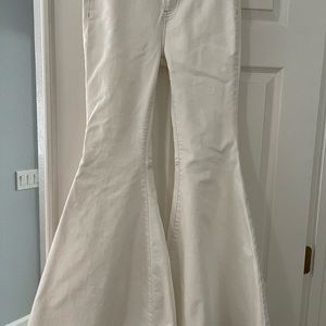 Free people wide flare white denim size 27, never worn